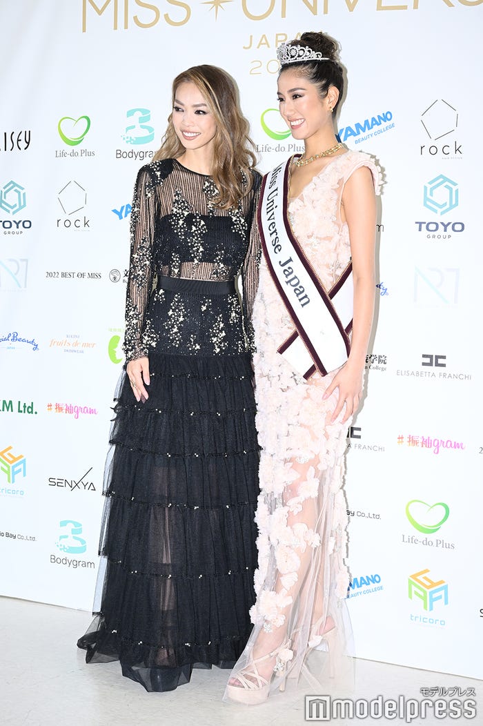 美馬寛子、坂本麻里ベレンさん(C)モデルプレス