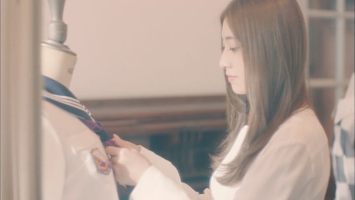 桜井玲香「時々 思い出してください」MVより(提供写真)