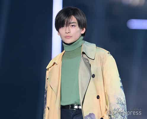 高橋文哉、咄嗟の“あざとい”ポーズが話題「罪深い」「可愛すぎる」