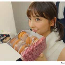 モデルプレス - 篠田麻里子、カラコン&ツインテール姿が話題「若返ってる」