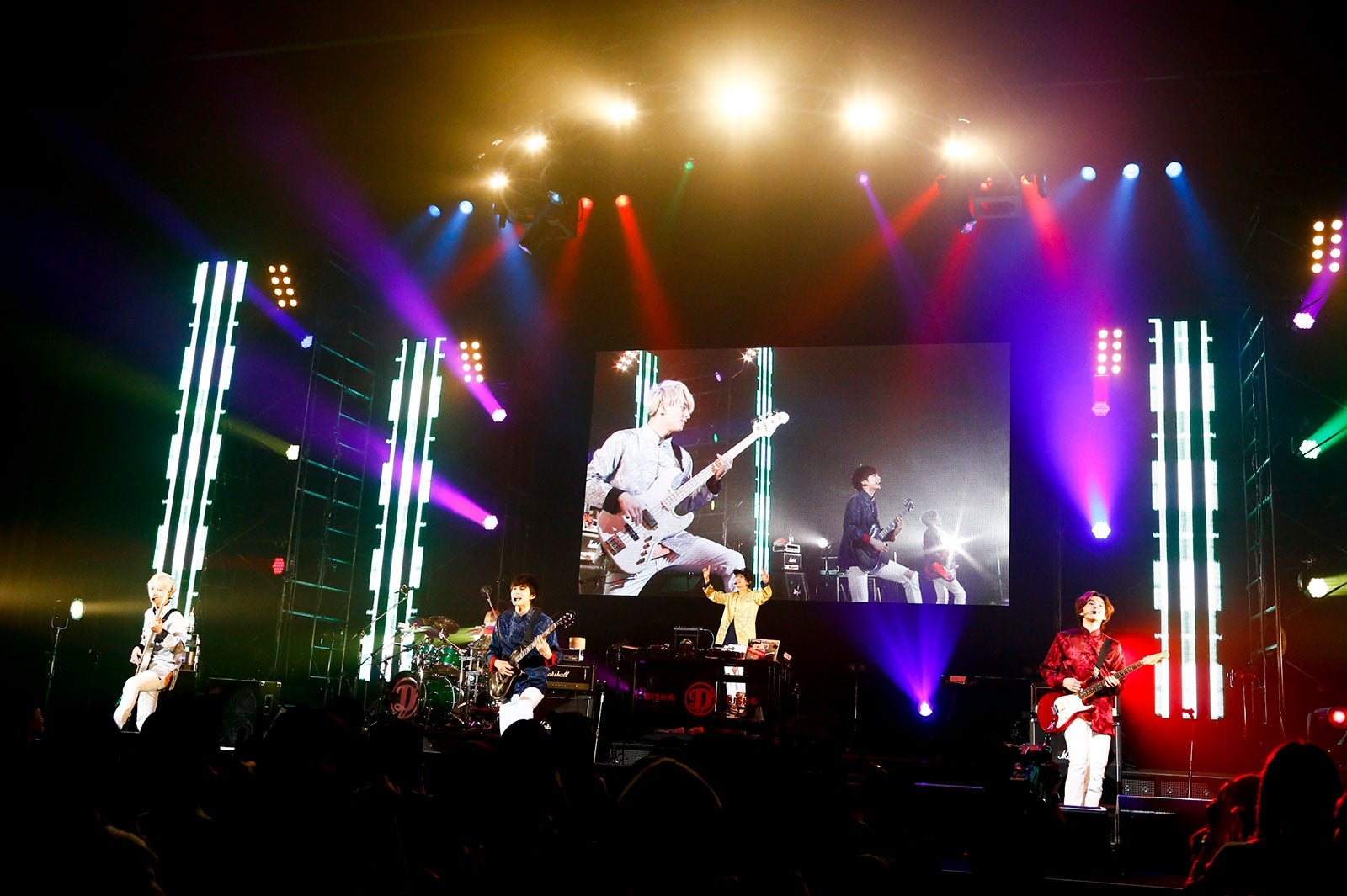 （C）佐藤薫／画像提供：ソニー・ミュージックレーベルズ