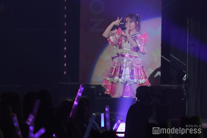 まりな/ヘラヘラ三銃士(C)モデルプレス