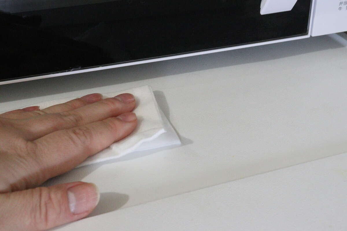 ダイソーのガラス＆家電用クリーナーはキッチンの掃除におすすめ