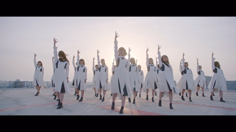 けやき坂46「期待していない自分」MVより（提供写真）