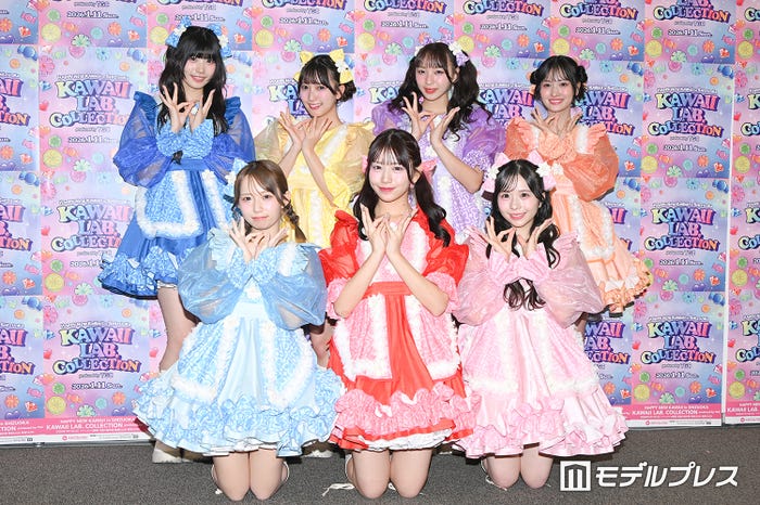 SWEET STEADY(後列左から)奥田彩友、山内咲奈、塩川莉世、庄司なぎさ(前列左から)音井結衣、白石まゆみ、栗田なつか(C)モデルプレス