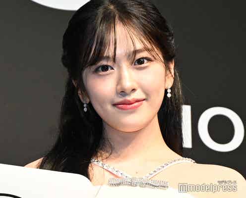 IVEユジン、圧巻美脚スラリ 空港コーデに「最強スタイル」「ラフで可愛い」と反響