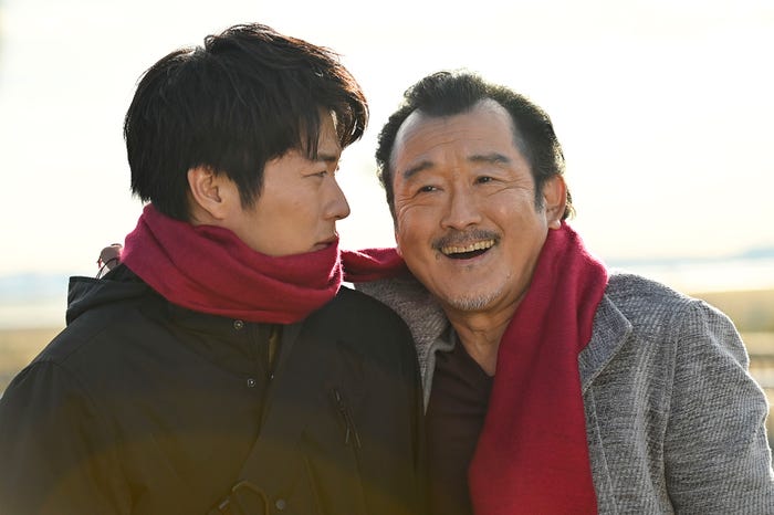 田中圭、吉田鋼太郎/「おっさんずラブ-in the sky-」より(C)テレビ朝日