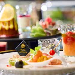 一流ホテル「ホテル・コルテシア」をイメージした本格ビュッフェ/画像提供:ユニバーサル・スタジオ・ジャパン