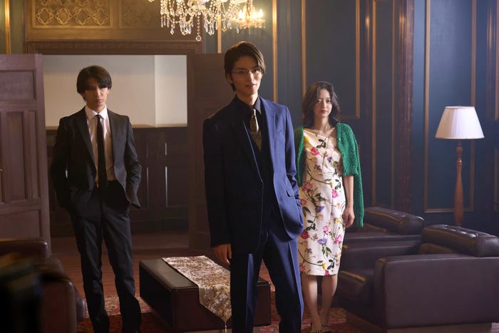 藤井流星、山本涼介、逢沢りな「18歳、新妻、不倫します。」第9話より(C)わたなべ志穂/小学館/ABC