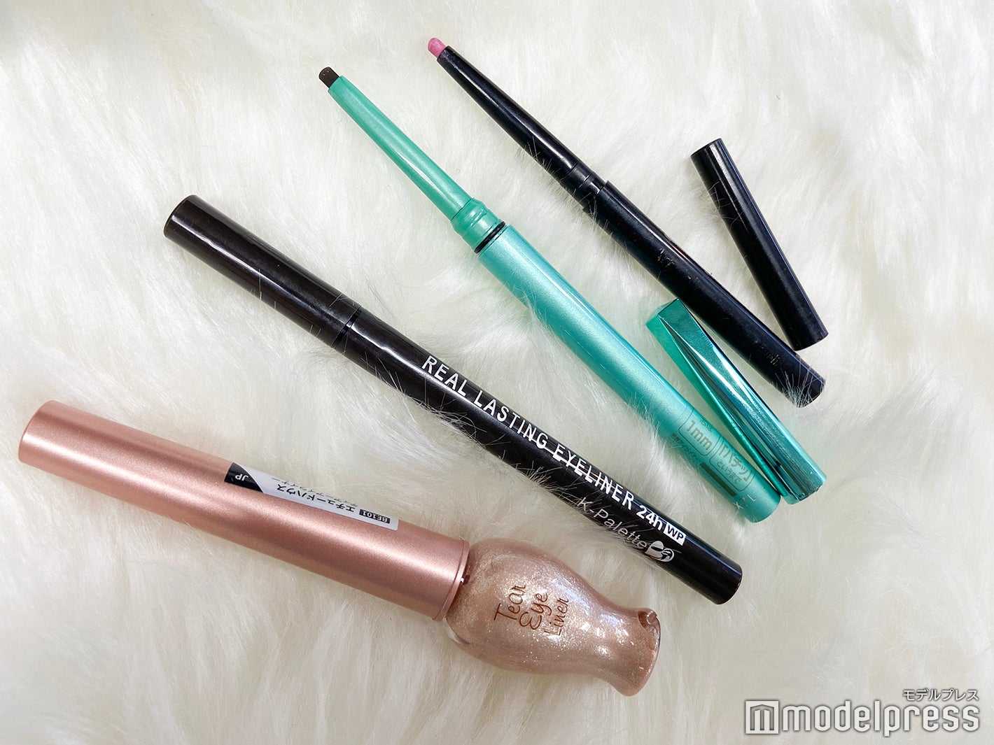 アイライナーは涙袋用やカラーアイライナーなど4種（C）モデルプレス