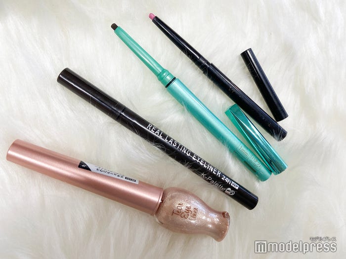 アイライナーは涙袋用やカラーアイライナーなど4種(C)モデルプレス