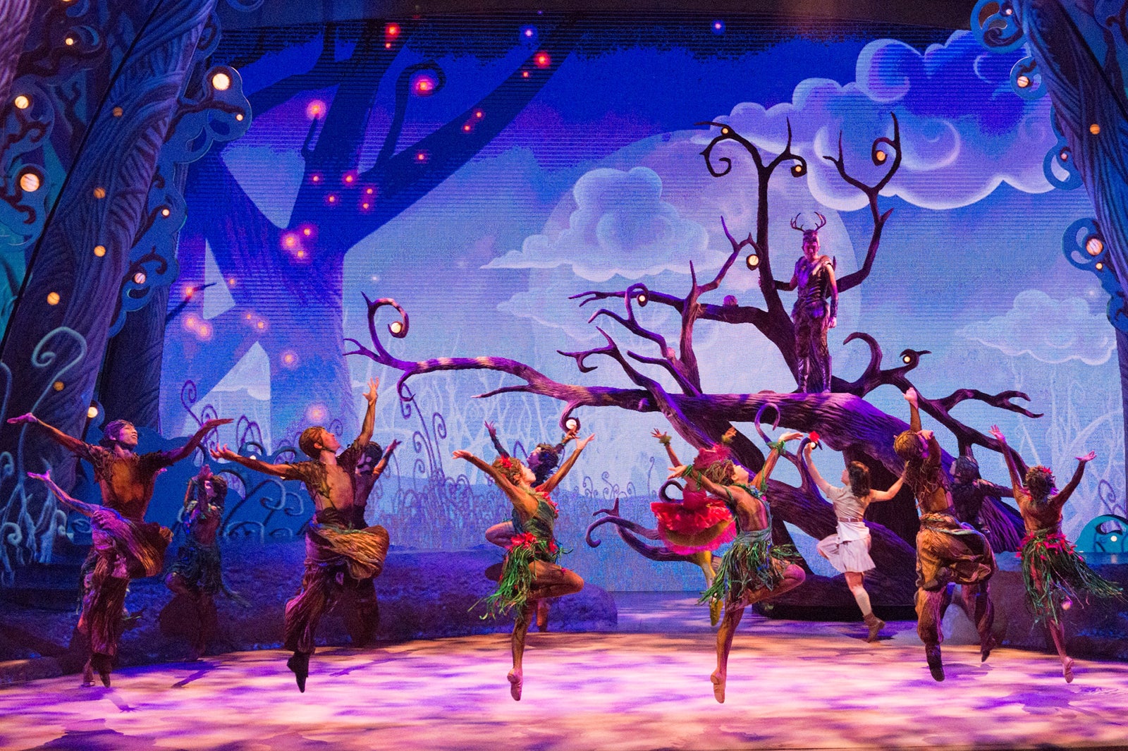 「アウト・オブ・シャドウランド 」（C）Disney