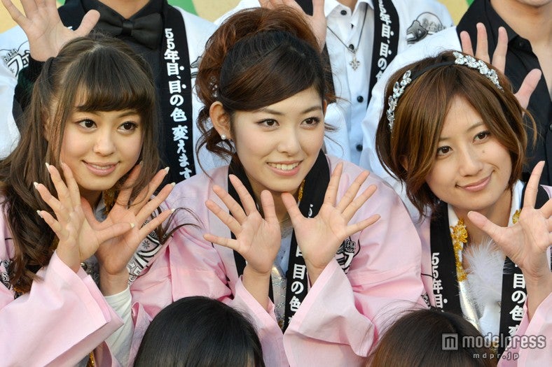 左から：大川藍、橘ゆりか、河村唯