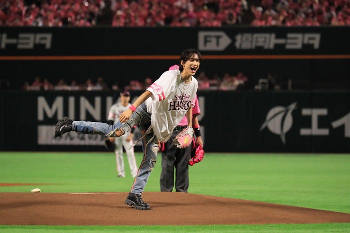 池崎理人(C)LAPONE Entertainment