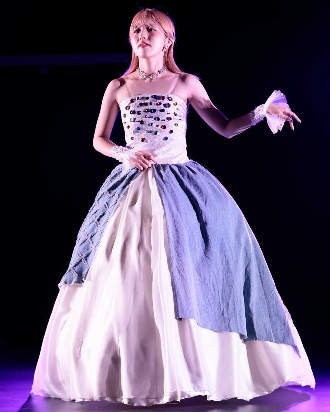 「TGC KITAKYUSHU 2022 KICK OFF EVENT」九州女子大学・人間生活学科ステージより（提供写真）