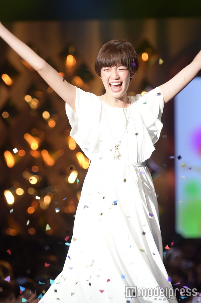 佐藤栞里(C)モデルプレス