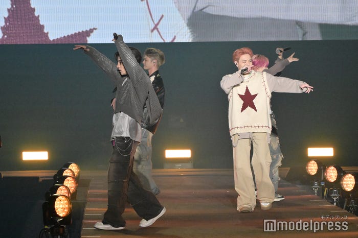 WOLF HOWL HARMONY(C)モデルプレス