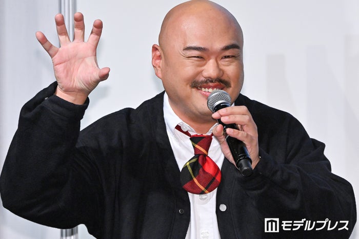 クロちゃん、納豆入りスムージー朝食公開 奇妙な色味に反響「生コンクリートみたい」「1周回って味が気になる」
