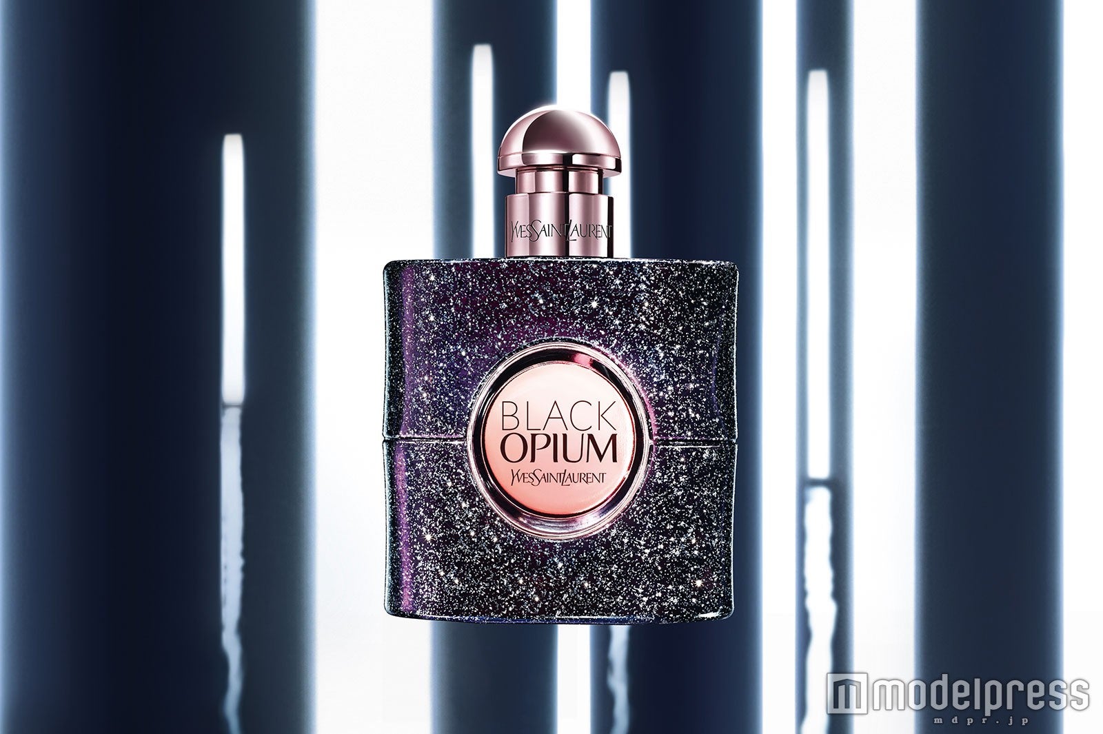 ブラック OP ニュイブランシェ／画像提供・イヴ・サンローラン・ボーテ