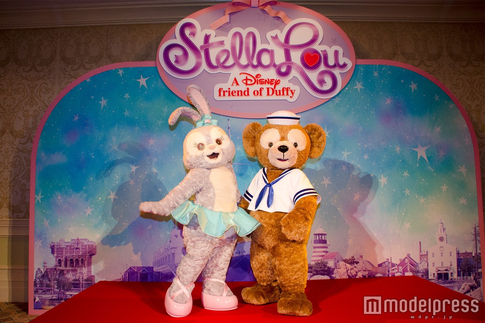ステラ・ルー、ダッフィー（C）モデルプレス