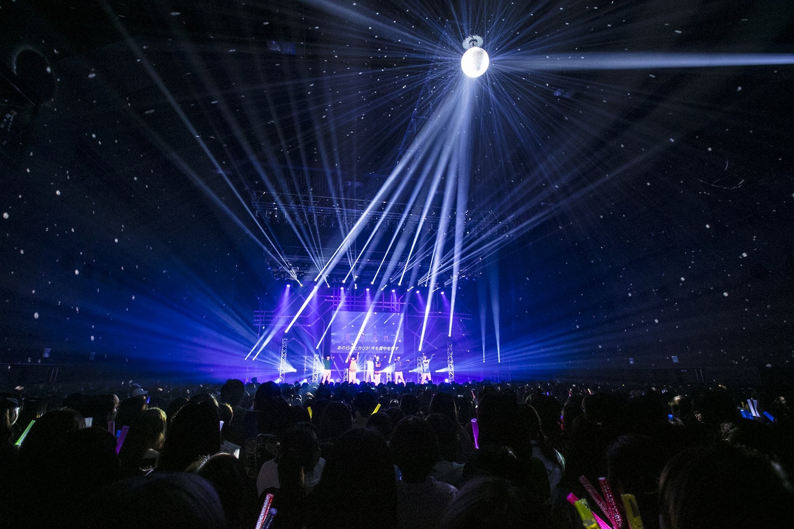 超特急（写真：米山三郎／深野輝美）