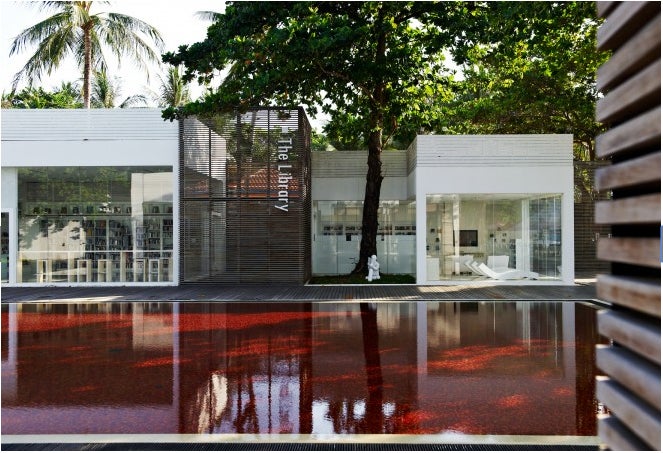 スタイリッシュなホテル内部／「The Library」オフィシャルサイトより