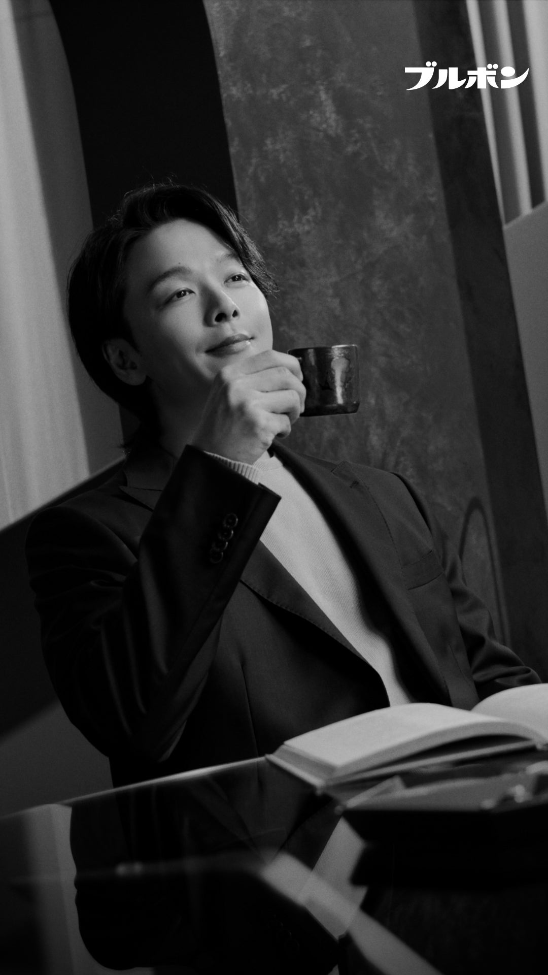 中村倫也／ブルボン新WEB CMオリジナルビスケット「ルーベラ」篇より（提供写真）