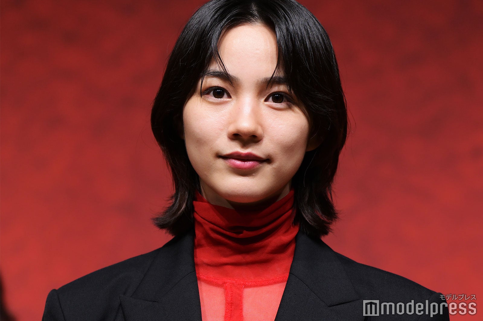 のん、女性棋士の役作りで常に駒触る「朝ごはんを食べている時も」【MISS KING / ミス・キング】