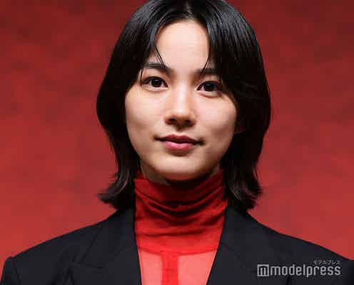 のん、女性棋士の役作りで常に駒触る「朝ごはんを食べている時も」【MISS KING / ミス・キング】