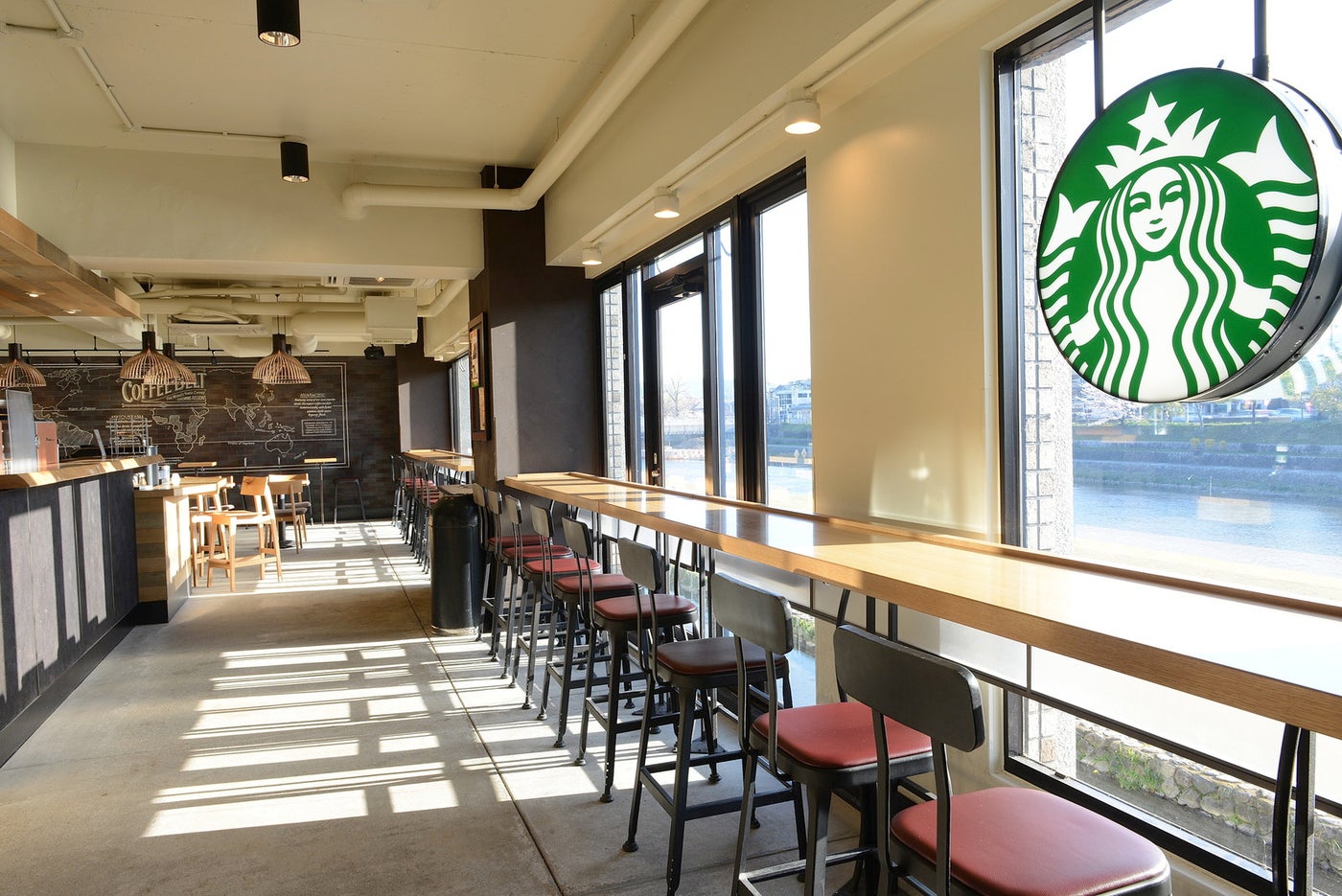 スターバックス コーヒー 京都三条大橋店／提供画像