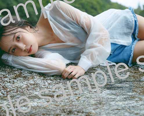 櫻坂46小林由依、びしょ濡れシャツで透け肌&美脚披露 2nd写真集「意外性」特典ポストカード6種絵柄公開