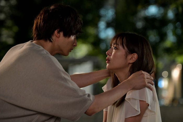 小関裕太、内田理央/第5話(C)「来世ではちゃんとします2」製作委員会