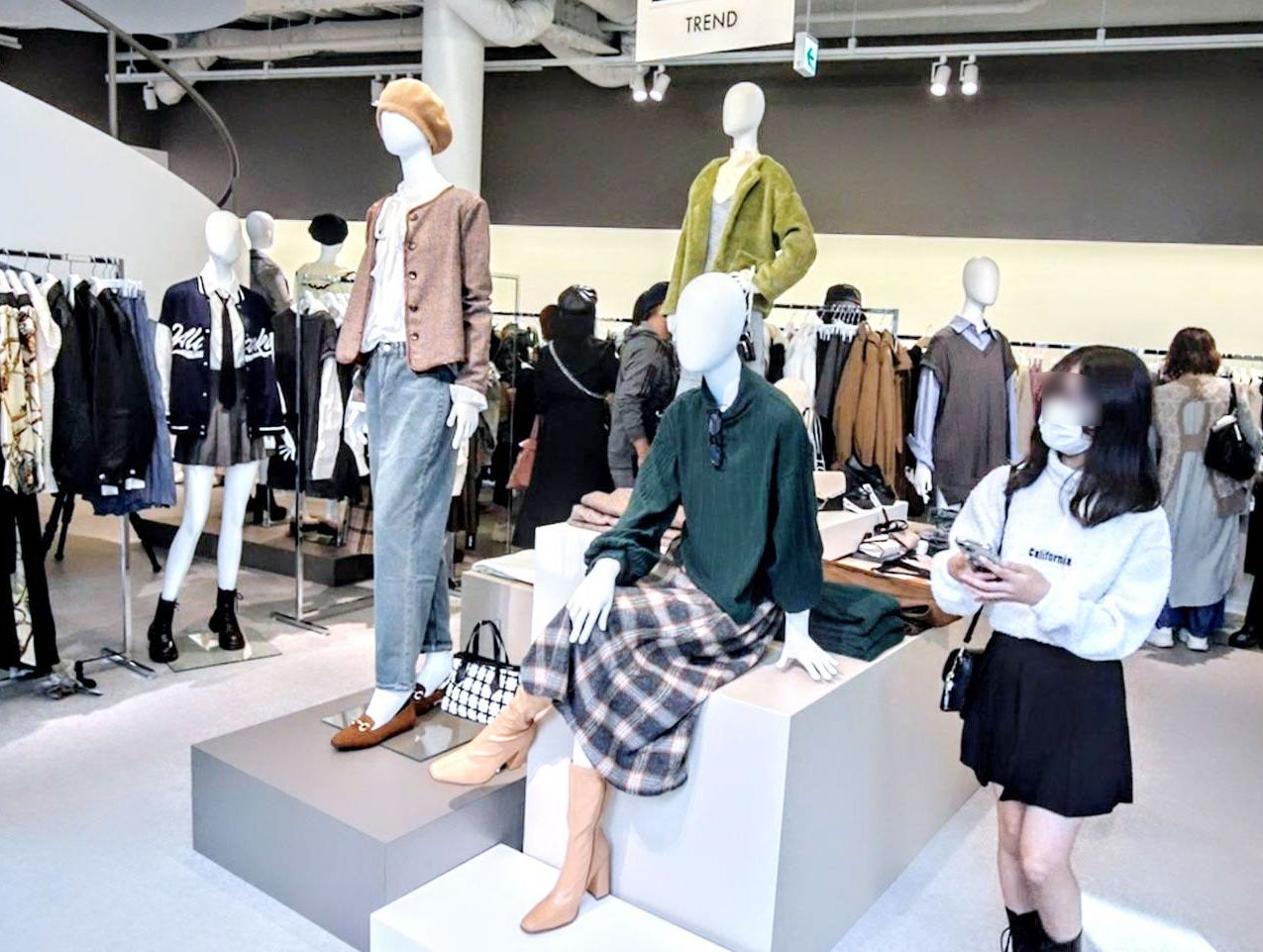 『SHEIN TOKYO』 / （C）SHEIN