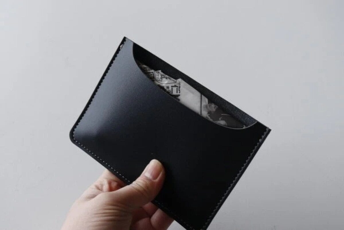 ダイソー　鉄板ケース