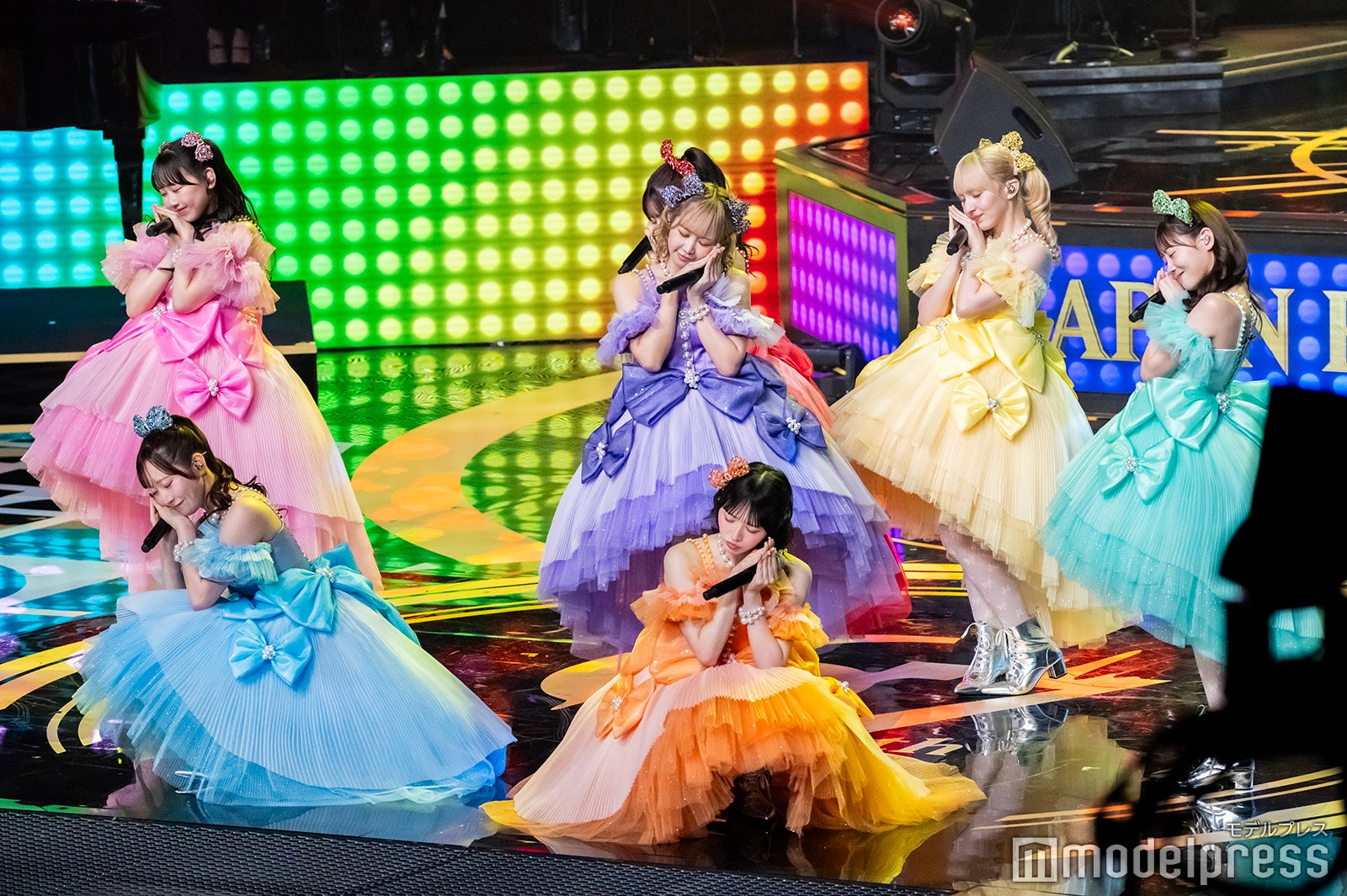 FRUITS ZIPPER（C）モデルプレス