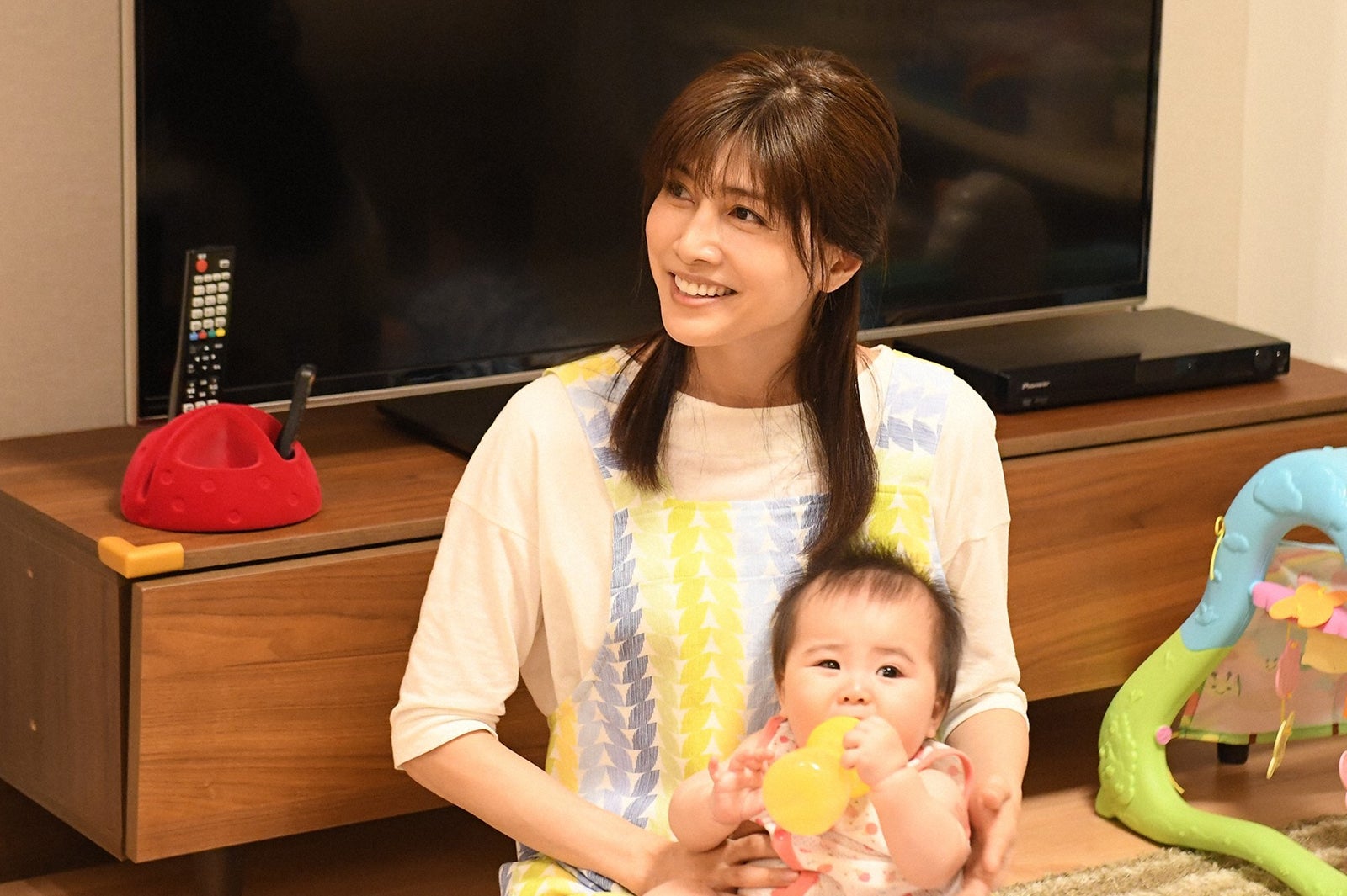 内田有紀／「わたし、定時で帰ります。」第8話より（C）TBS