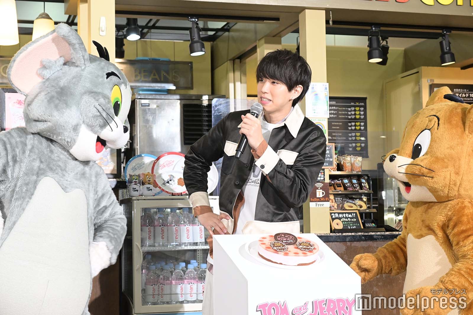 トム、はじめしゃちょー、ジェリー（C）モデルプレス