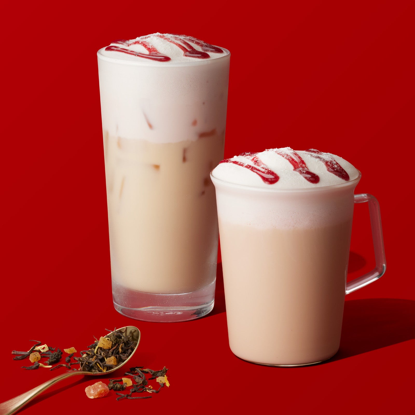 ジョイフルメドレー ストロベリー ムース ティー ラテ（ホット/アイス）／提供画像