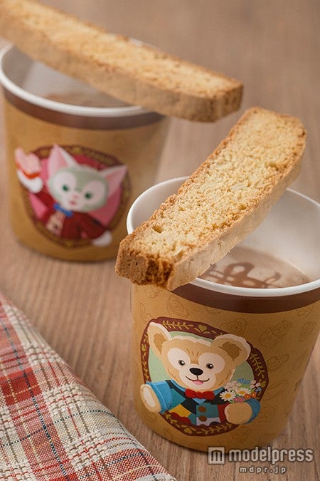 イタリアンホットチョコレートドリンク￥480（C）Disney