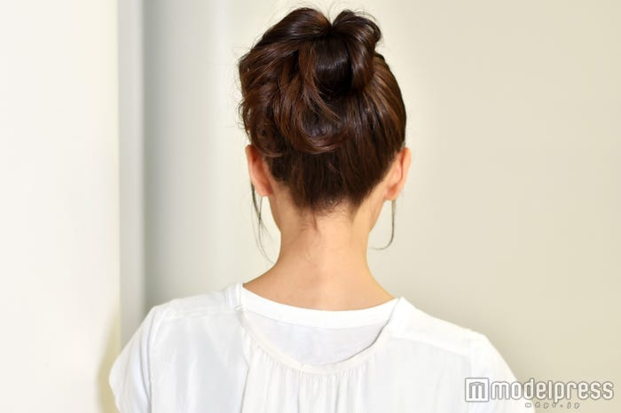 Back/桐谷美玲(C)モデルプレス