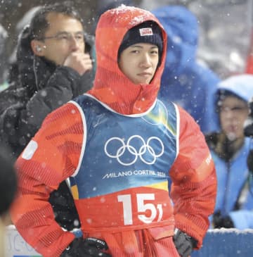 「なんでこんな早く決めちゃったかな」大雪で無情の打ち切りも20分後には止む ジャンプ・作山コーチ「本音をいえば30分くらい待ってほしかった」