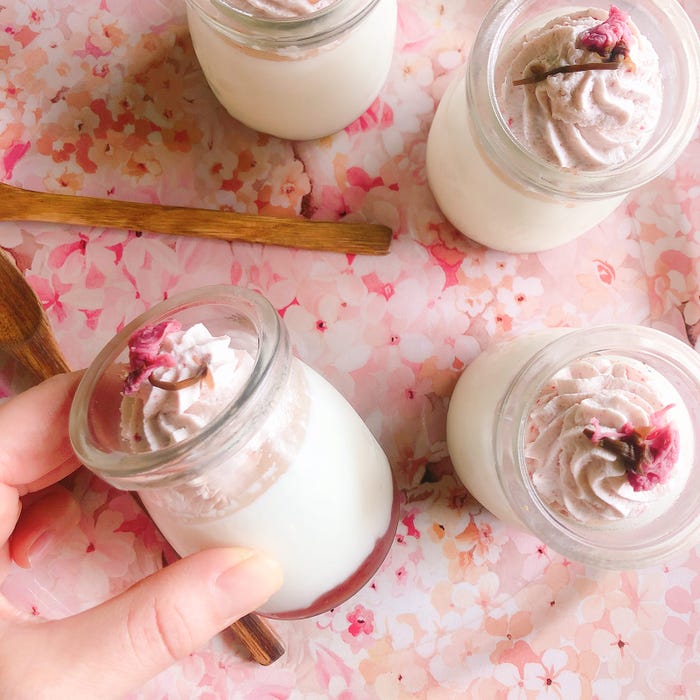 桜といちごのブラマンジェ/画像提供:柏原歩