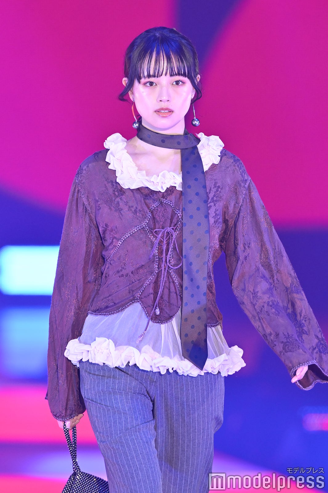 （C）モデルプレス