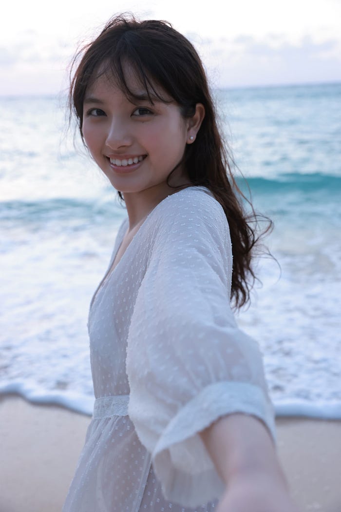 大和田南那『SPA!デジタル写真集 大和田南那「圧倒的彼女」』より/提供画像