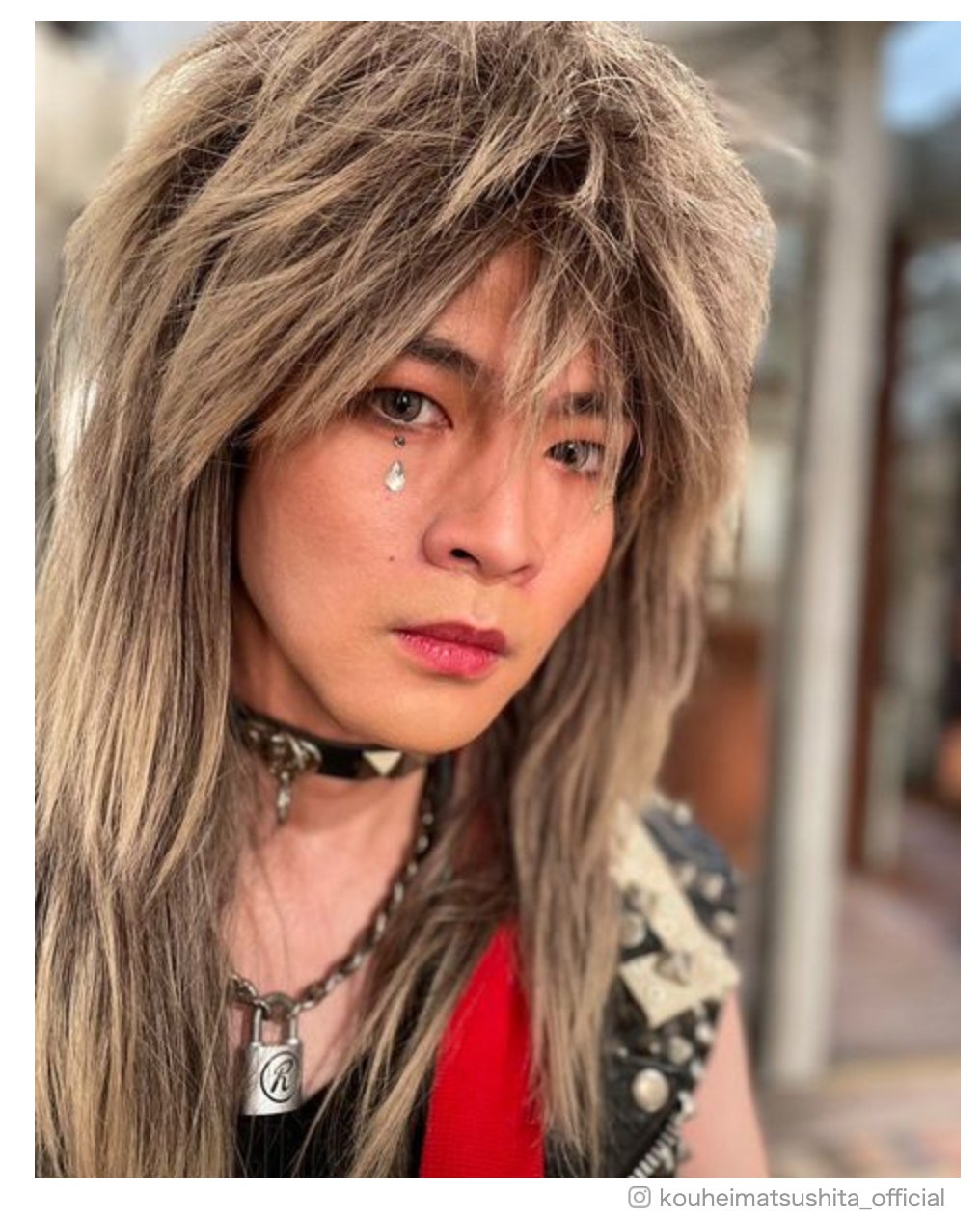 松下洸平、人生初カラコンで“ヘビメタスタイル”に「別人みたい」「雰囲気変わる」と反響続々