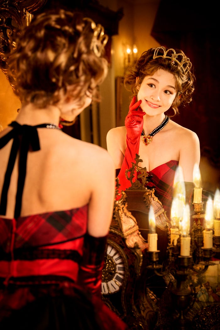 フランク莉奈/撮影:坂田貴広