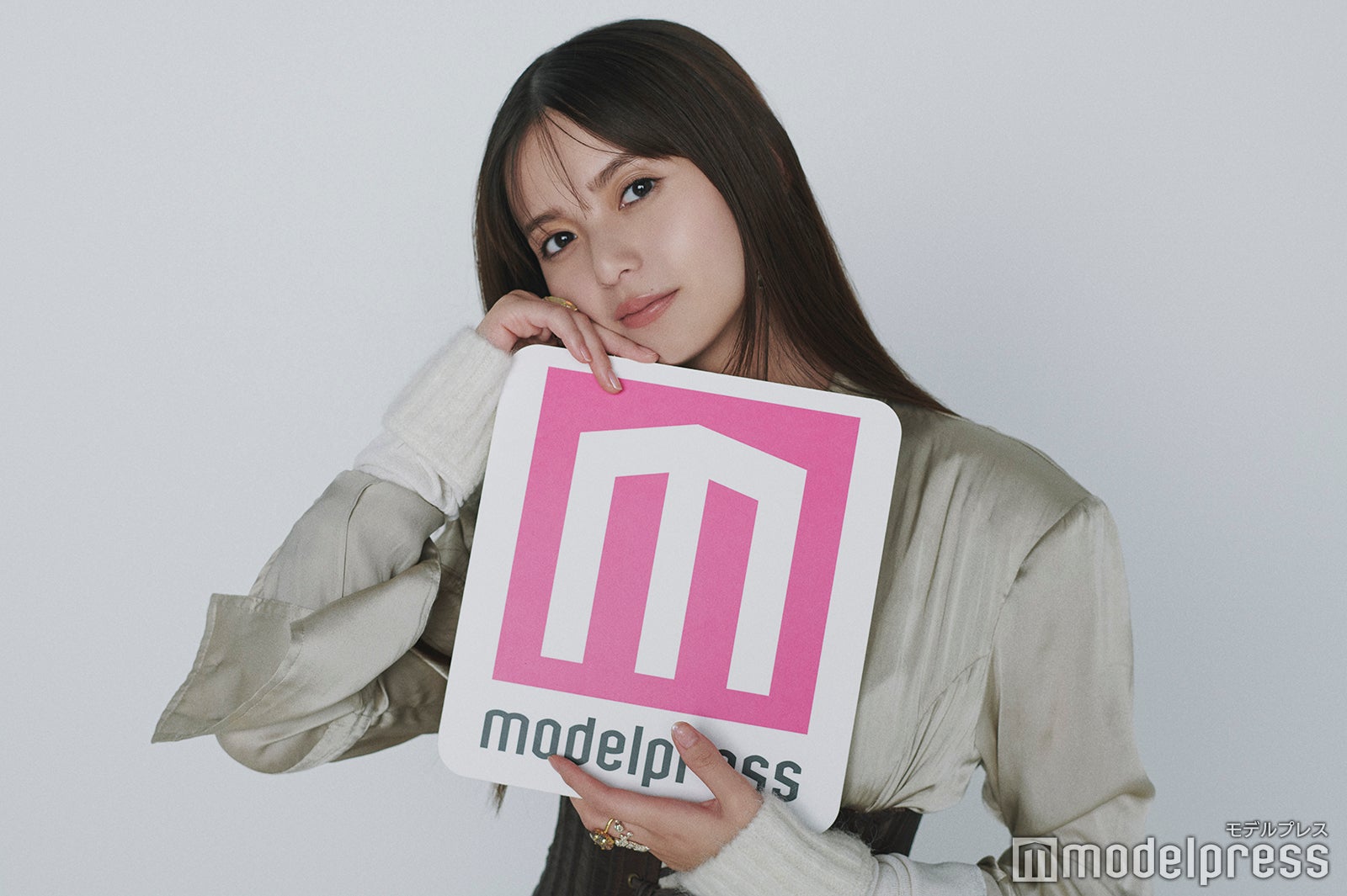 齋藤飛鳥 ブックカバー mqdefault.jpg
