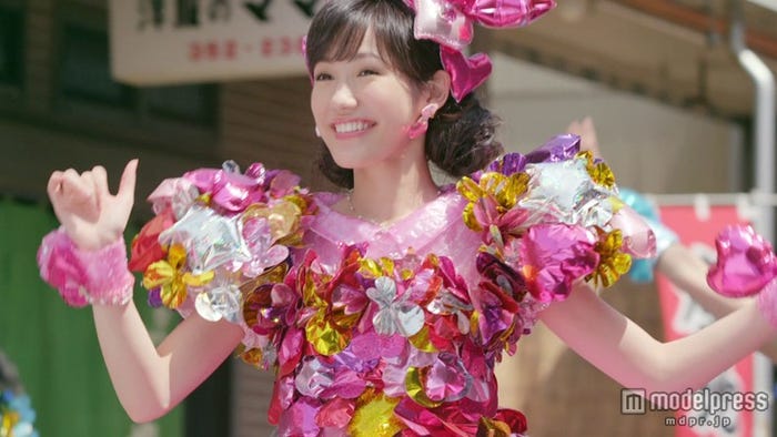 AKB48「心のプラカード」より