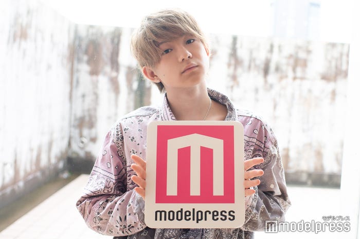 YOSHIKI EZAKI(C)モデルプレス