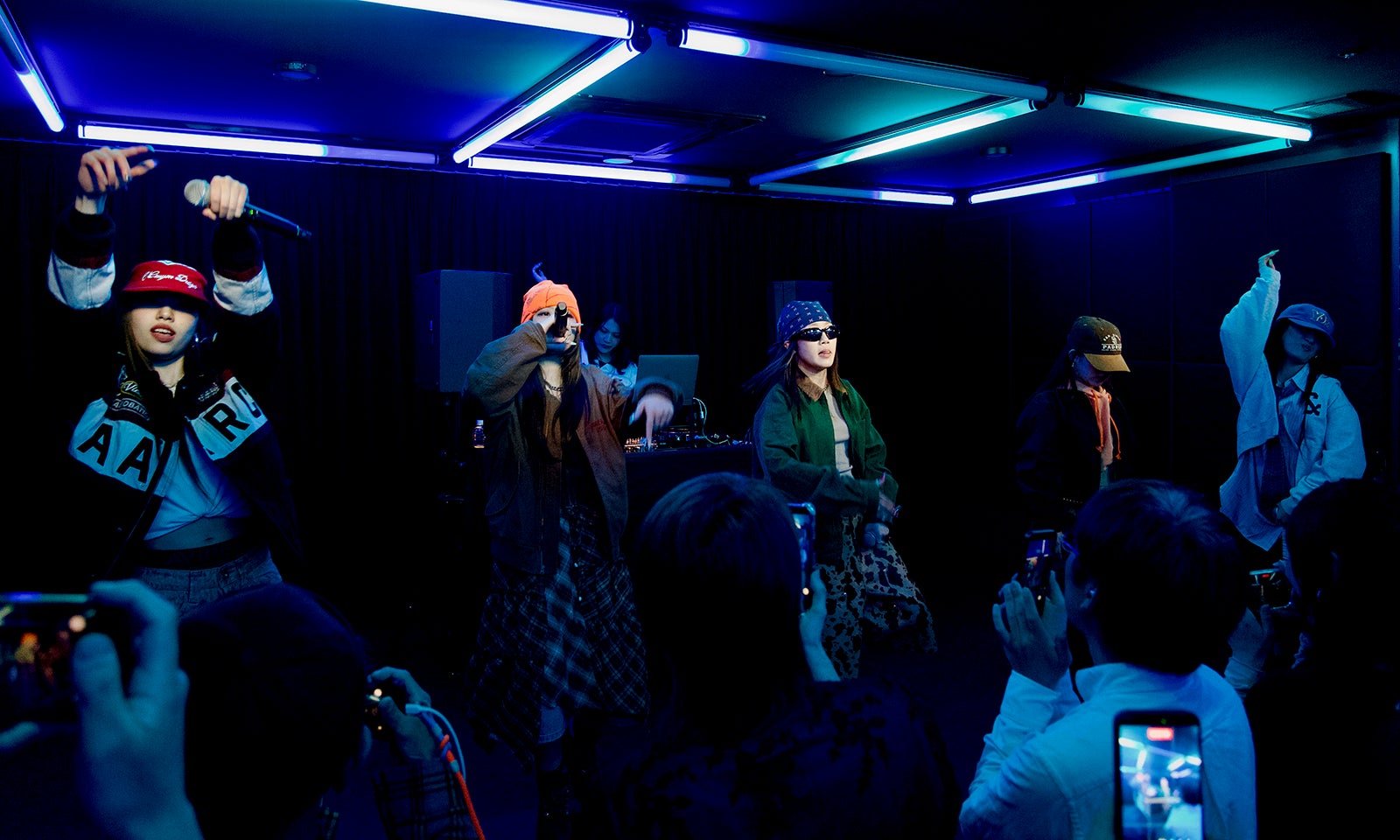 CYREN「Page One」（提供写真）